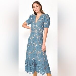 ADELYN RAE New - Wanda Floral Lace Puff
Sleeve Dress In Teal - Stunning Dress!